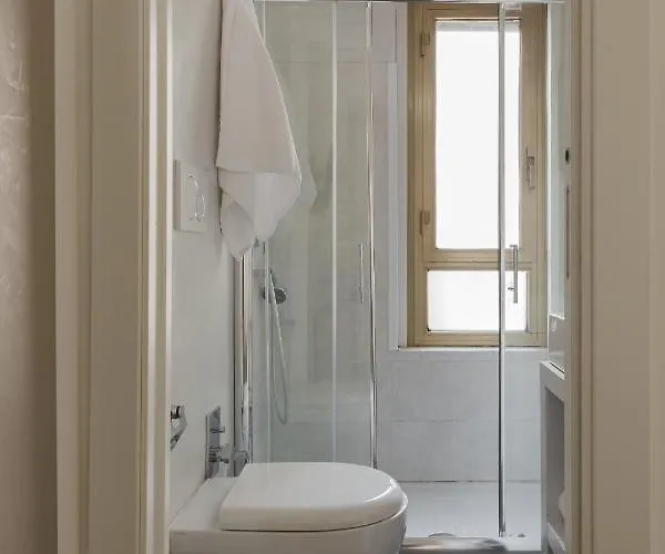 Residenza Il Giglio Πανσιόν 4*